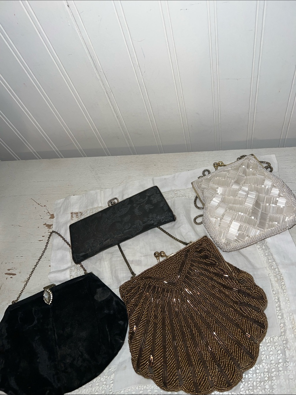 Lot La Regale Wahlberg vintage beaded velvet purses clutch